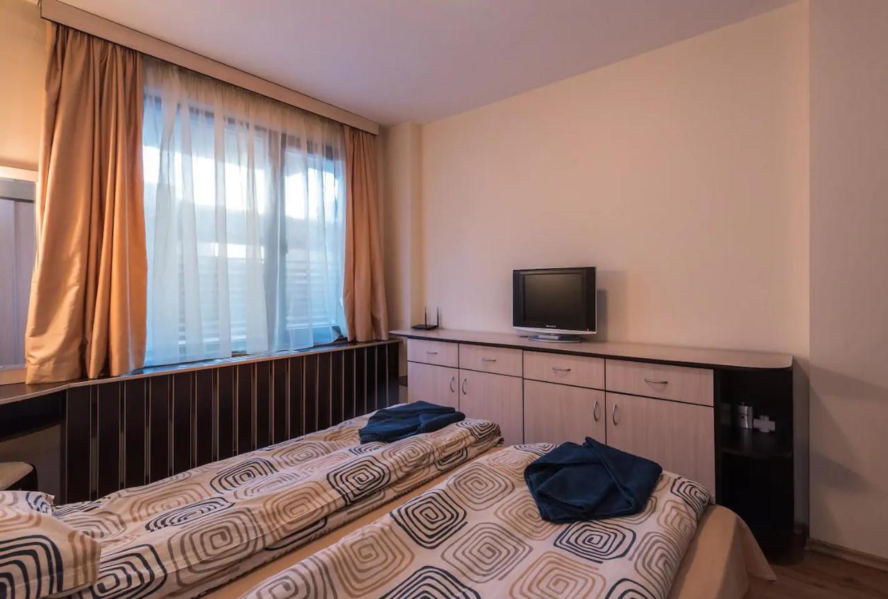 Charming, Fully-Furnished, 2-Bedroom Apartment Bansko Luaran gambar