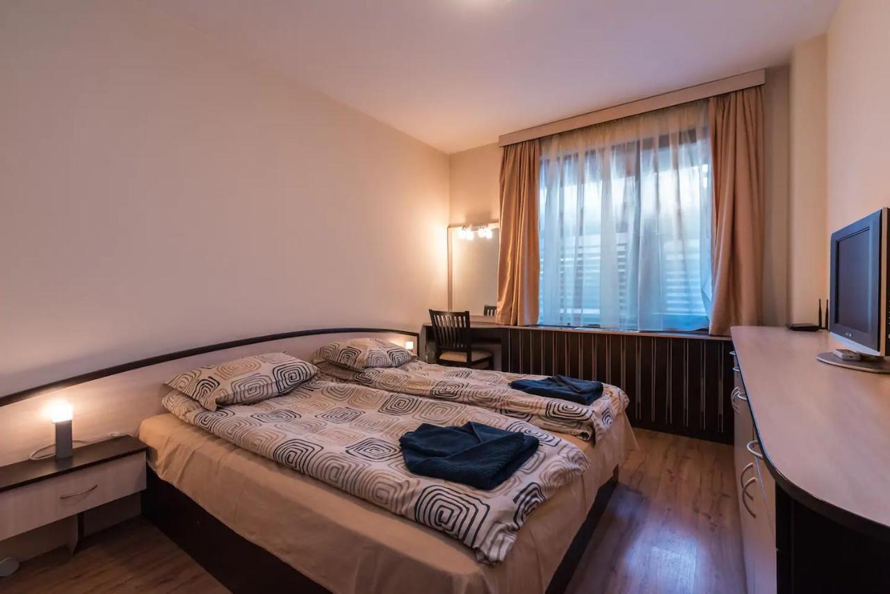 Charming, Fully-Furnished, 2-Bedroom Apartment Bansko Luaran gambar